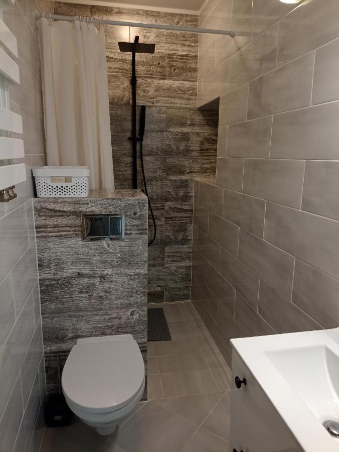 Apartament Nad Jeziorakiem Iława Extérieur photo