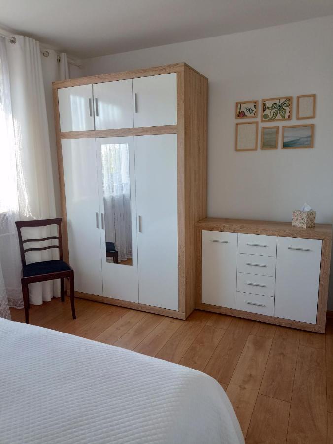 Apartament Nad Jeziorakiem Iława Extérieur photo